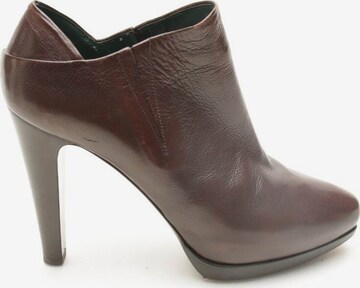 BOSS Dress Boots in 41 in Brown: front