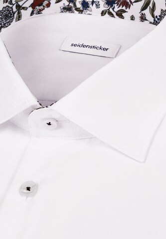 Coupe regular Chemise business SEIDENSTICKER en blanc