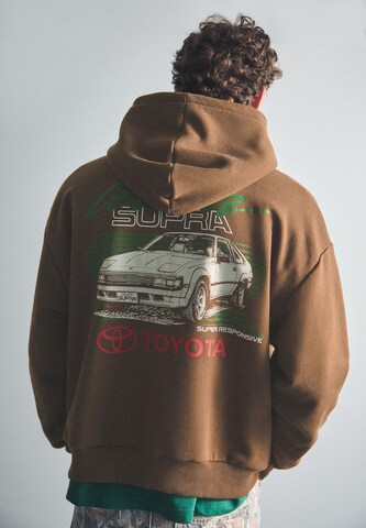 Pull&Bear Mikina 'TOYOTA' – hnědá: přední strana