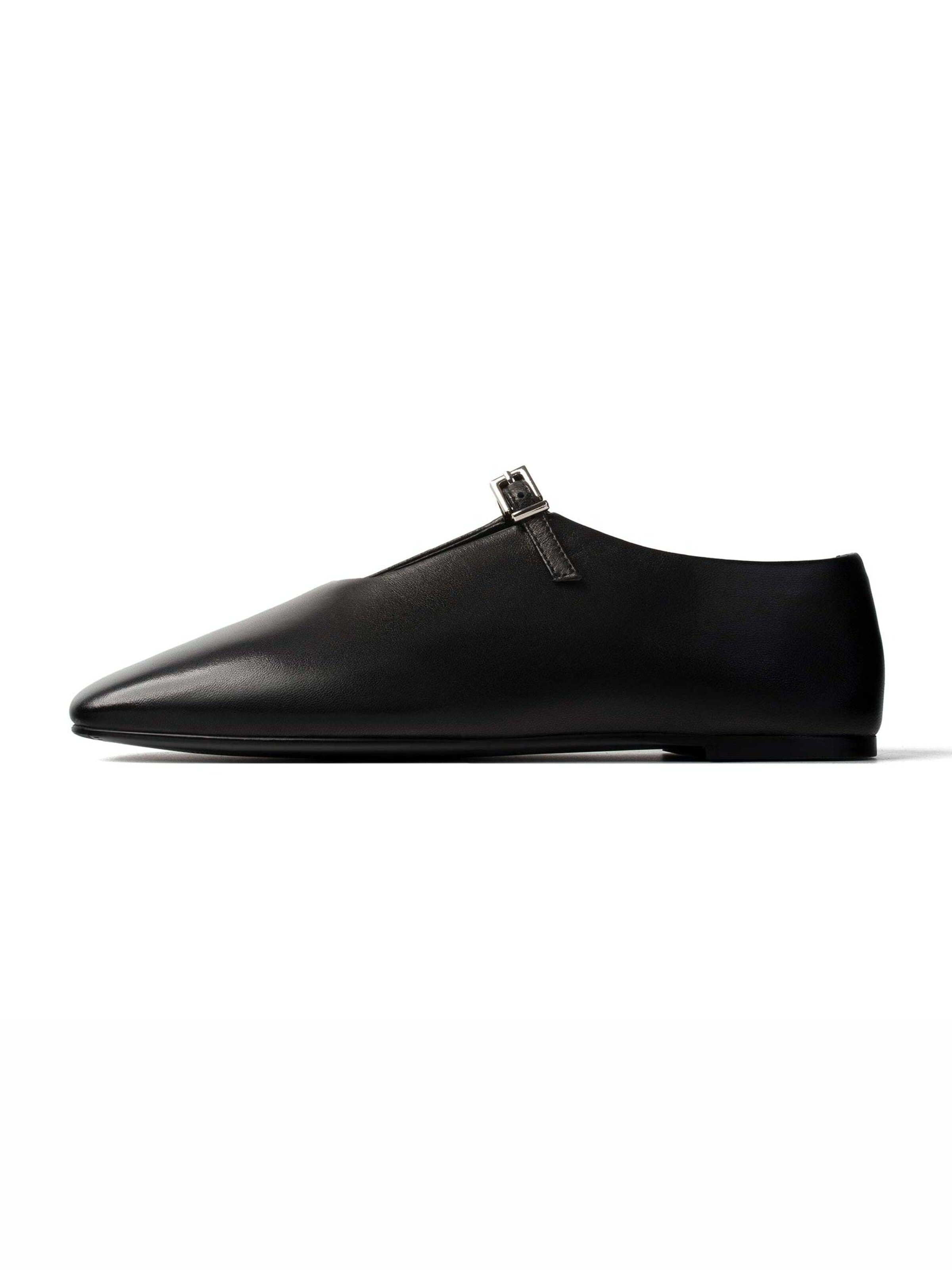 L37 HANDMADE SHOES Slipper 'MIDNIGHT CAROUSEL'‌‌‌‌‌ in Schwarz: Vorderseite