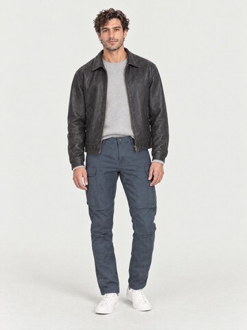 yazubi Regular Cargo Pants 'Jayden' in Blue