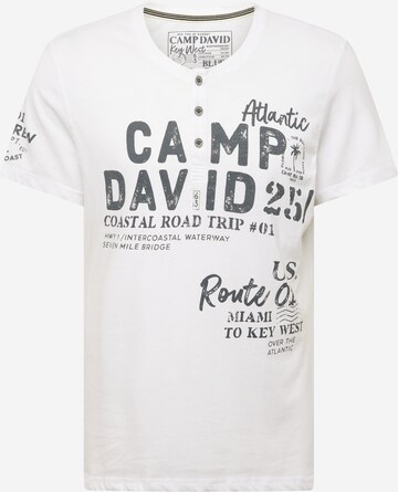 CAMP DAVID Тениска в бяло: отпред