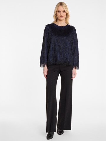 Haut ' Abiara ' Ana Alcazar en bleu