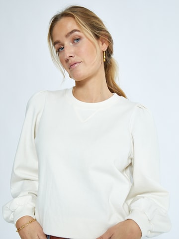 Sweat-shirt 'Gloria' Peppercorn en blanc