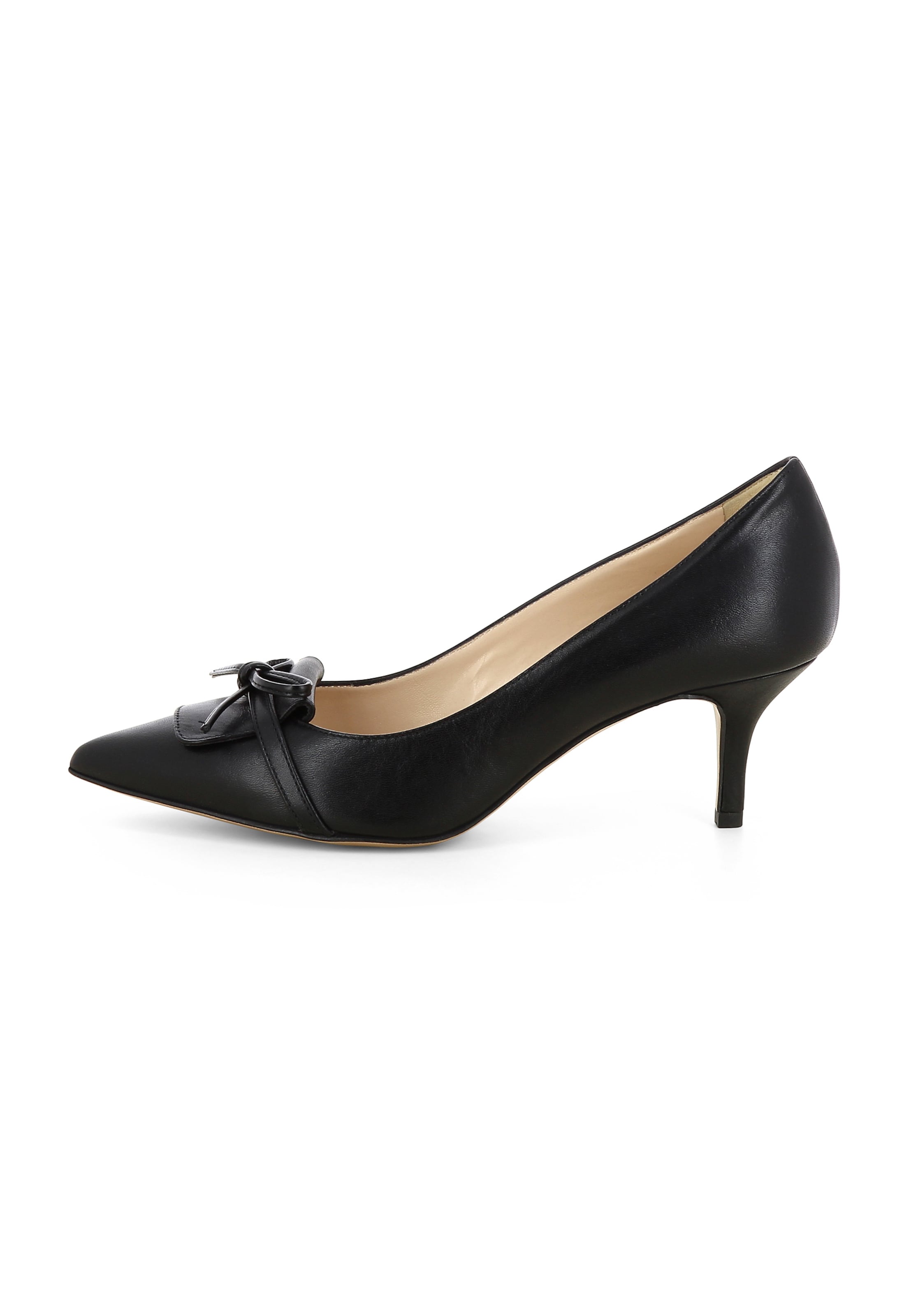 EVITA Pumps 'GIULIA' in Black: front