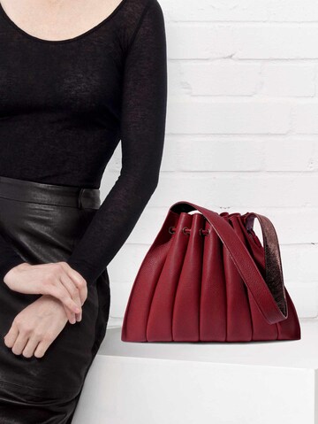 Gretchen Pouch in Red