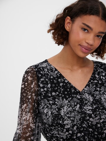 Robe-chemise 'KAYA' VERO MODA en noir