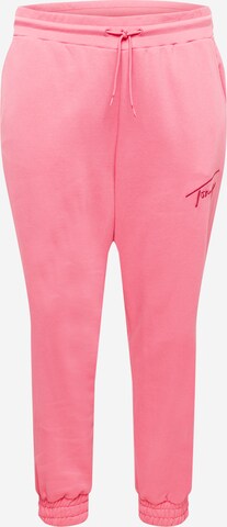 Tommy Jeans Curve Tapered Trousers in Pink: front