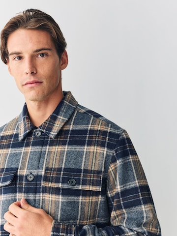 Next Regular fit Övergångsjacka i blå