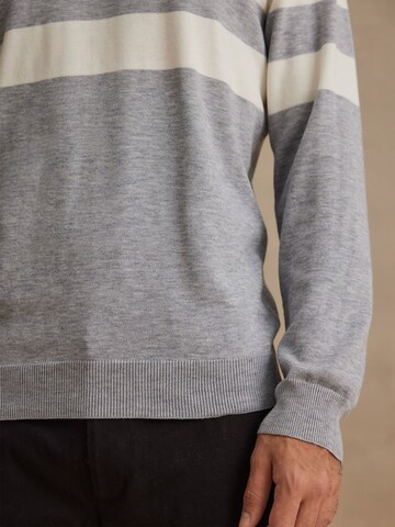 DAN FOX APPAREL Sweater 'Ludwig' in Grey