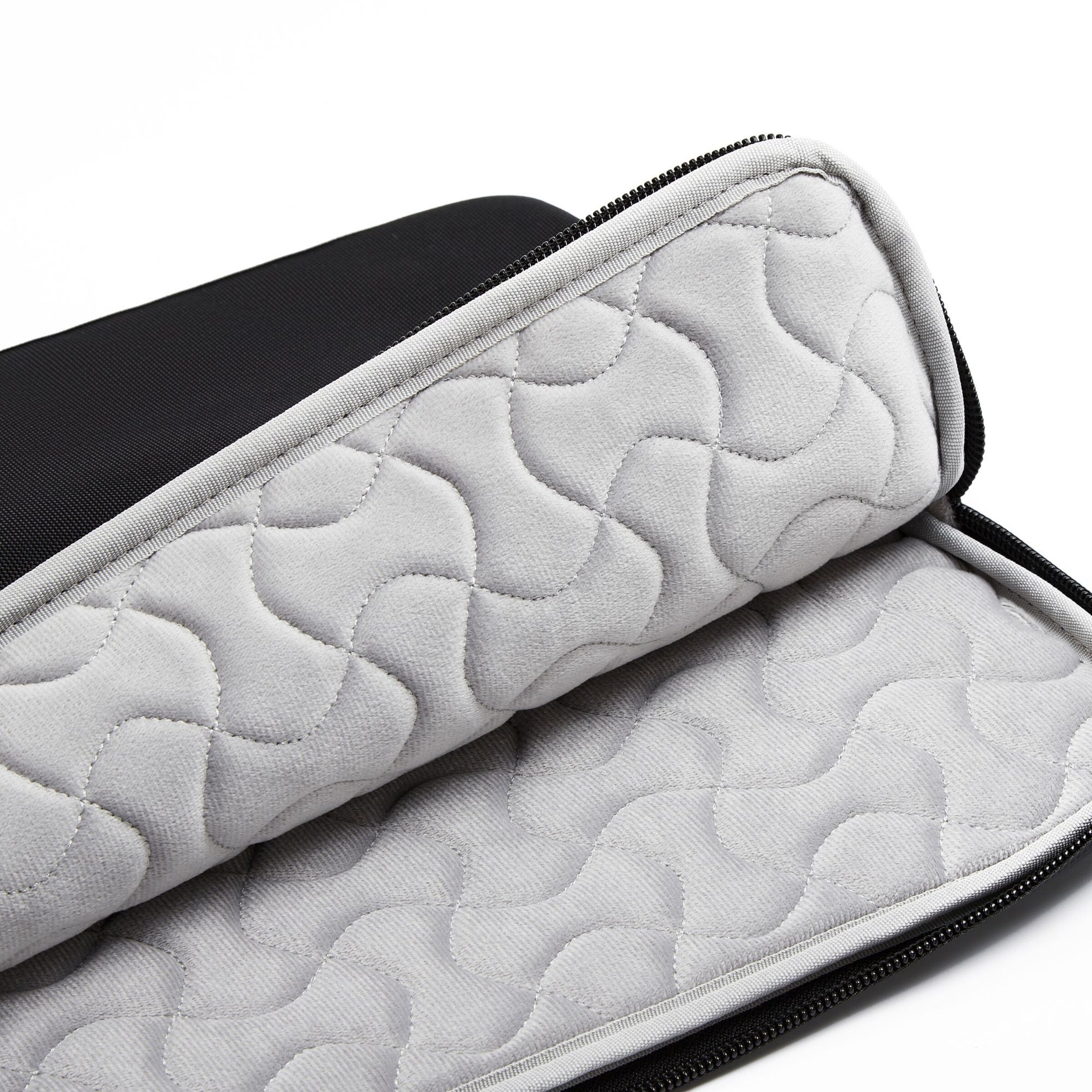 XD Design Laptop Bag in Black