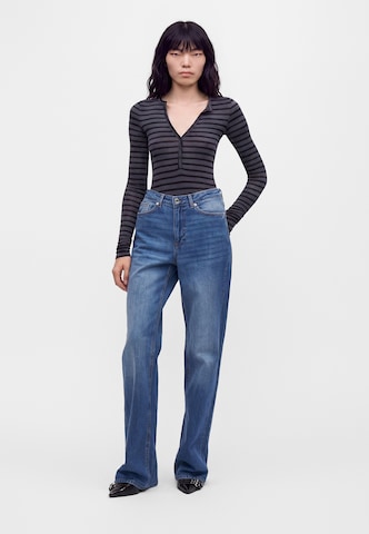 Vero Moda Tall Lużny krój Jeansy 'VMTESSA' w kolorze niebieski
