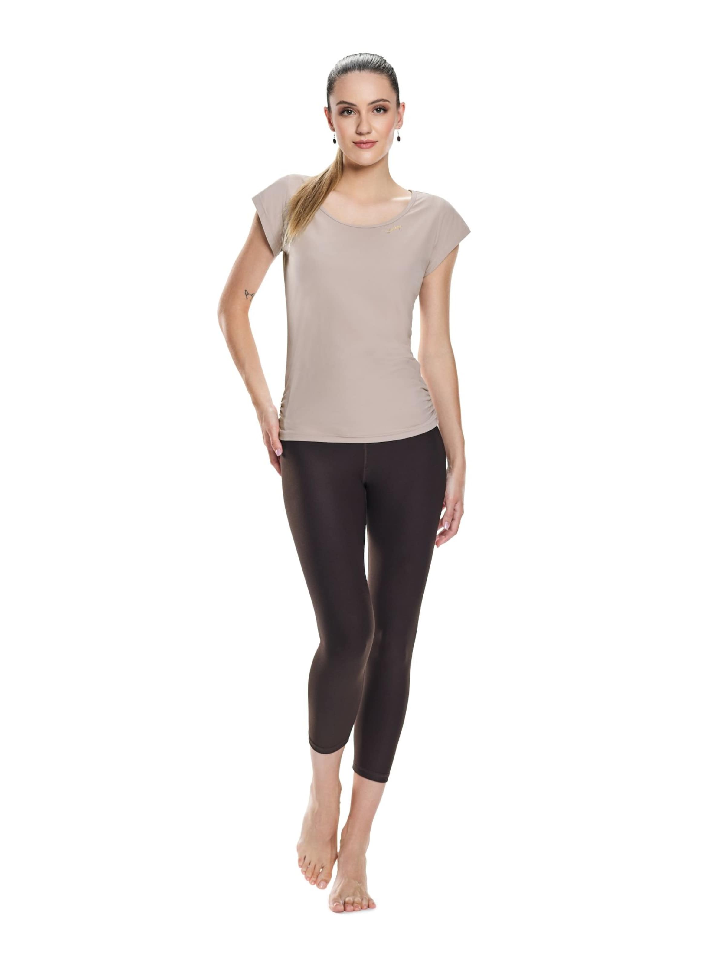 Haut de sport ' AET130LS ' Winshape en beige