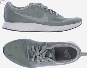 NIKE Sneakers & Trainers in 41 in Green: front