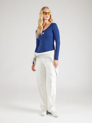 Calvin Klein Jeans Koszulka w kolorze niebieski
