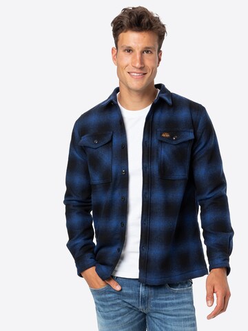 Coupe regular Chemise 'Miller' Superdry en bleu : devant