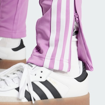 Coupe slim Pantalon 'Adicolor Sst' ADIDAS ORIGINALS en violet