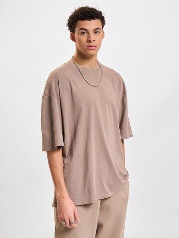 DEF - Camiseta en marrón: frente