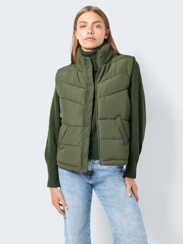 Noisy may Vest 'DALCON' in Green: front