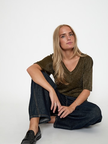minus Toppi 'Kyla' värissä vihreä