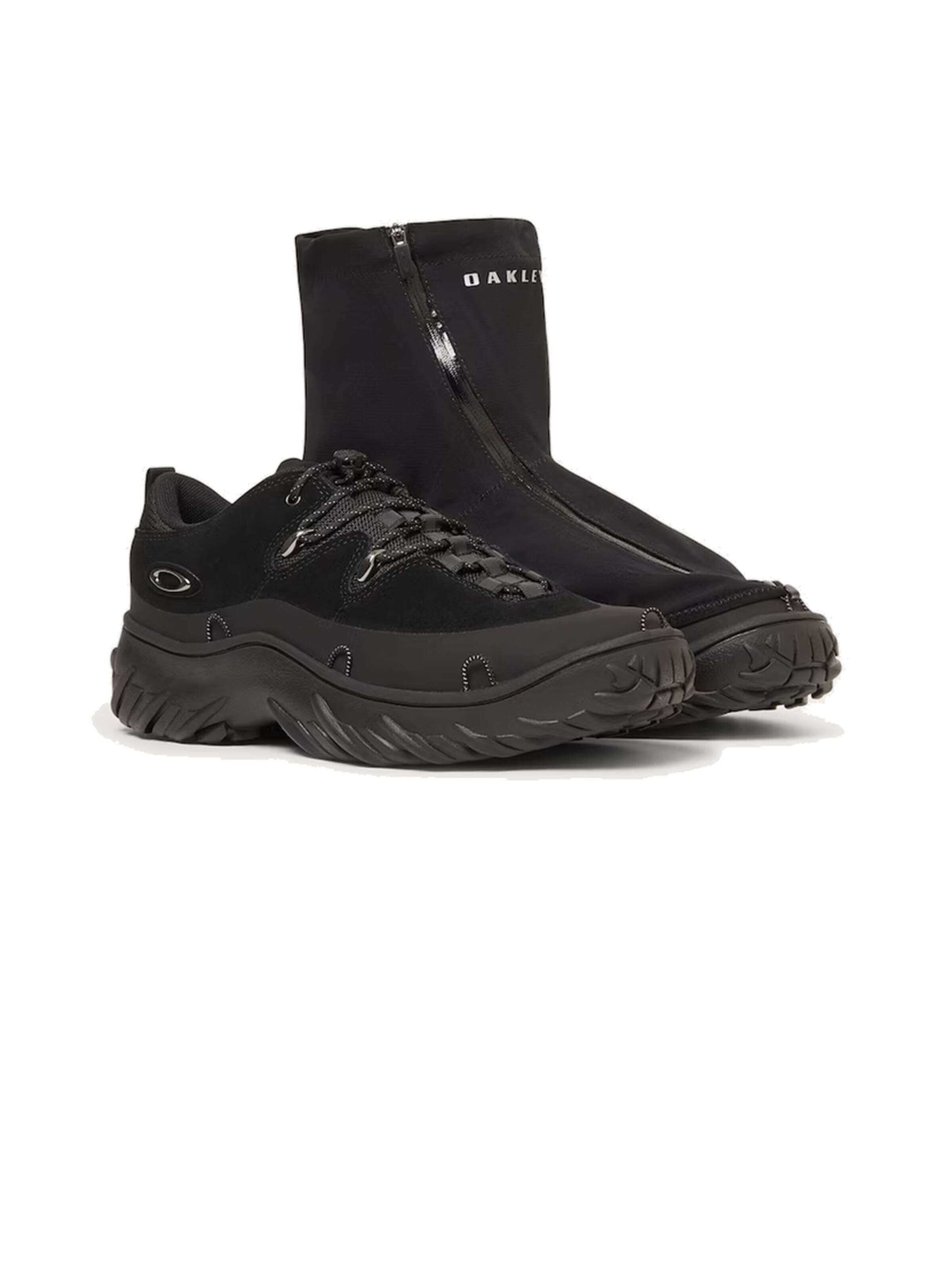OAKLEY Platform trainers 'FOF100682 MERIDIAN LOW EXT Blackout' in Black