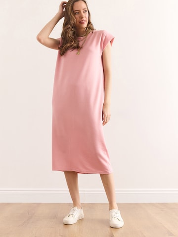 Abito di olalook in rosa: frontale