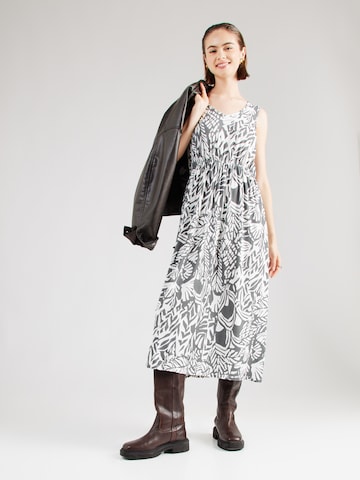 ABOUT YOU Dress 'Marion' in Green: front
