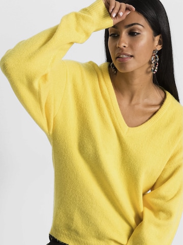 Pull-over oversize bonprix en jaune