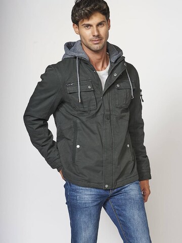 KOROSHI Between-Season Jacket in Black: front