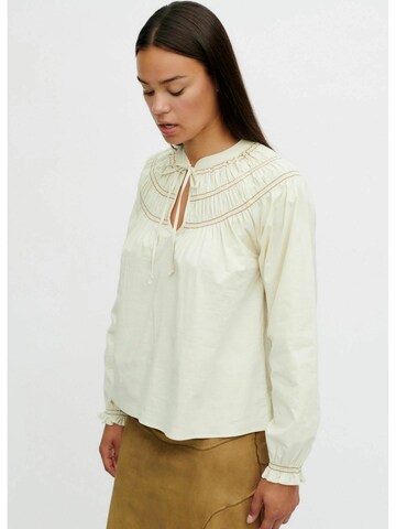 Résumé Paita ' FaunaRS ' värissä valkoinen: etupuoli