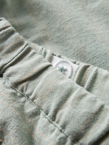 NAME IT - regular Pantalón en gris