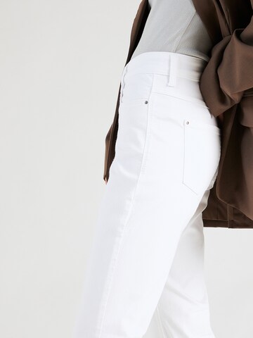 MAC Boot cut Jeans 'Dream' in White