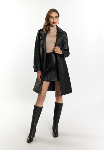 faina Between-Seasons Coat in Black