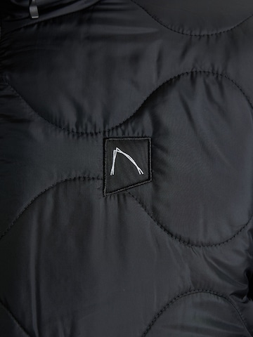 Parka d’hiver 'Aruna' CHASIN' en bleu