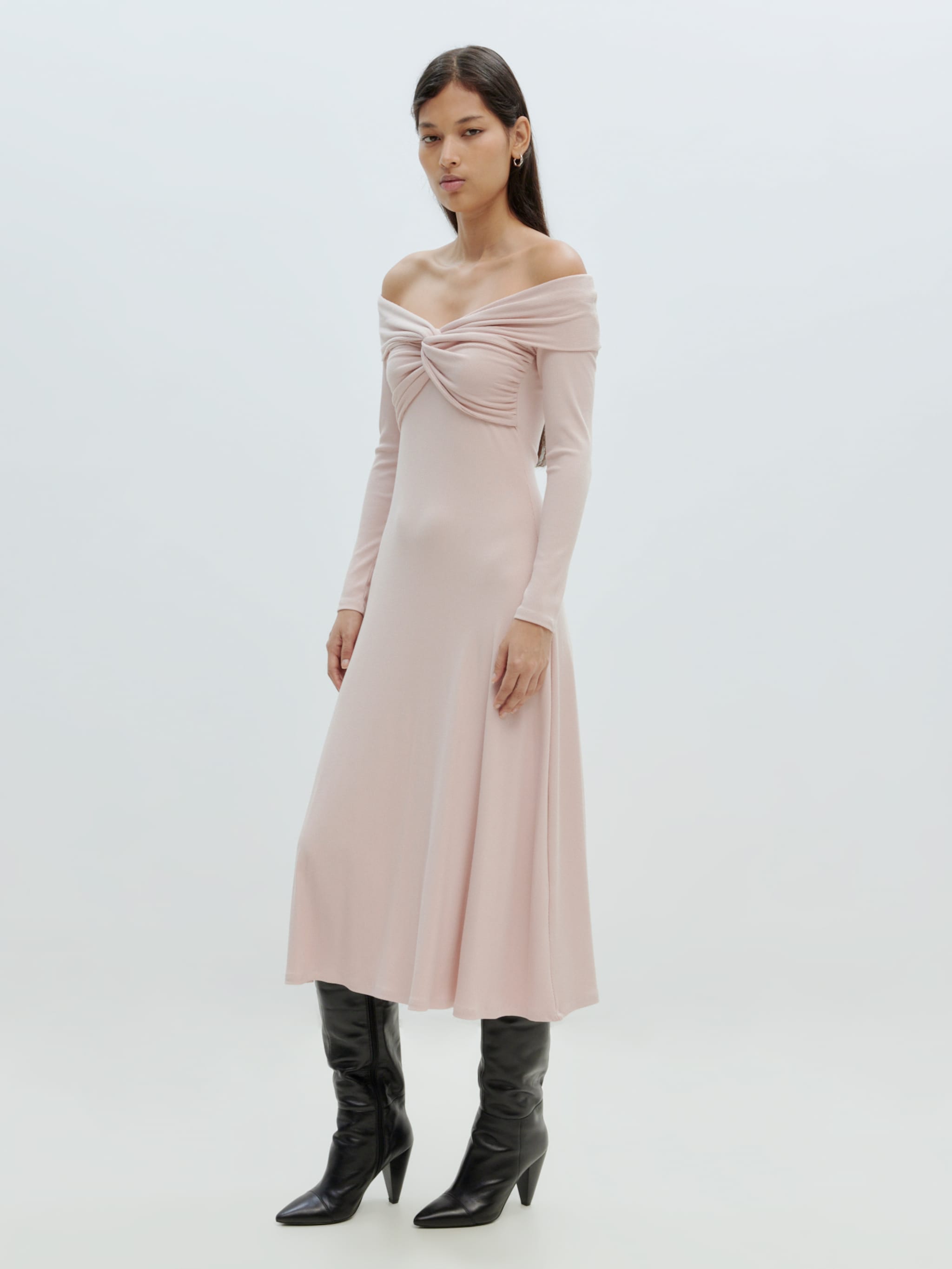 EDITED Produits Robe 'Eriko' rose