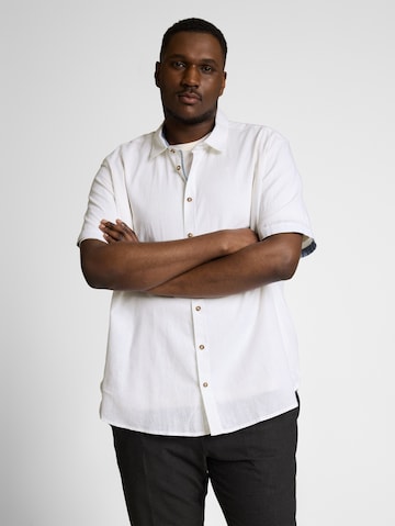 TOM TAILOR Men + Regular fit Button Up Shirt in White: front