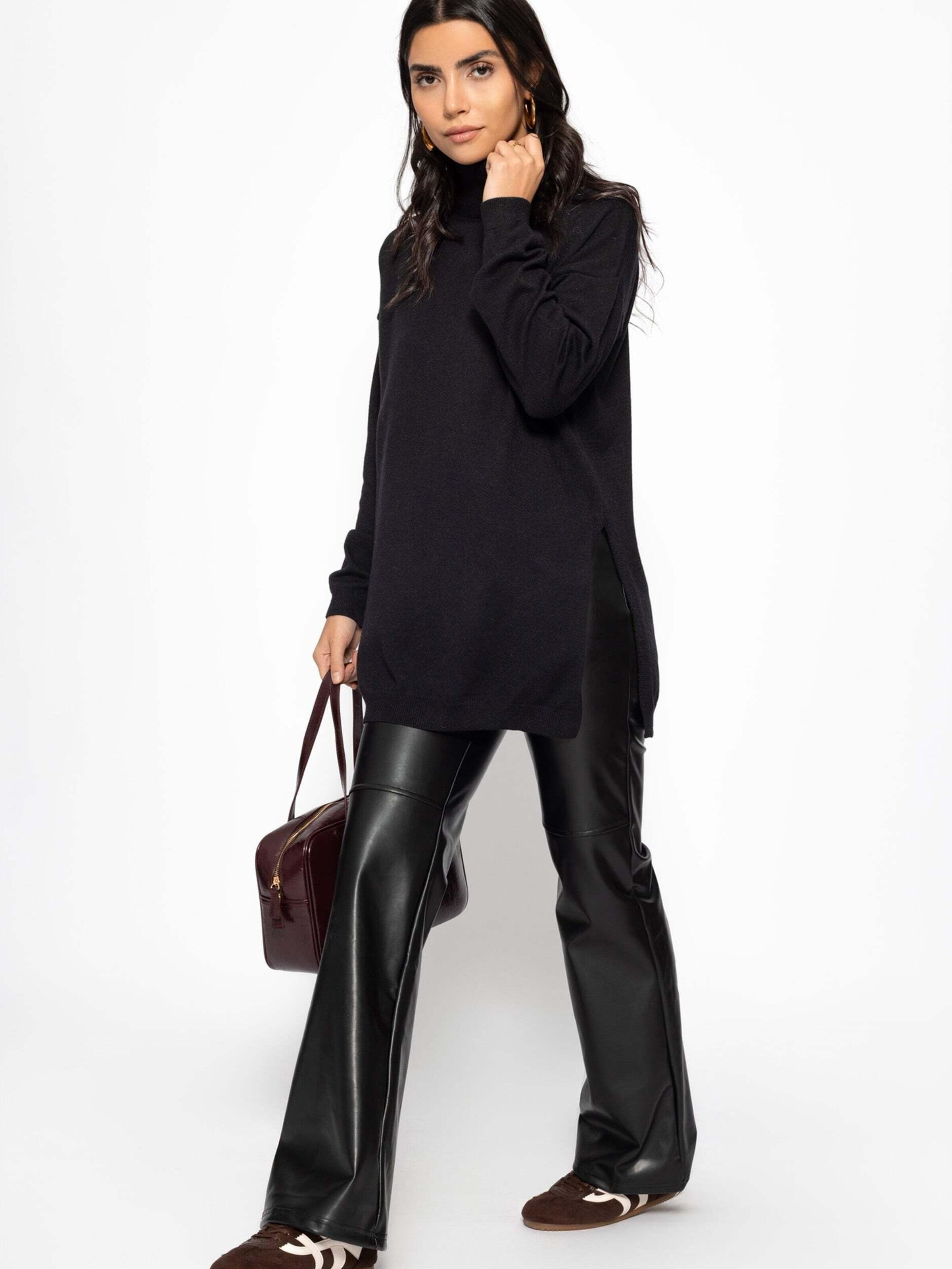 SASSYCLASSY Pullover‌‌‌‌‌ in Schwarz