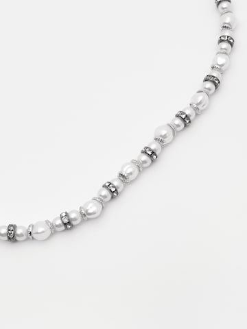 Chaîne Pull&Bear en argent
