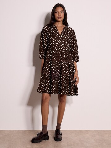Apricot Dress ' ' in Brown: front