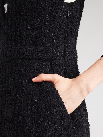 Rochie de la & Other Stories pe negru