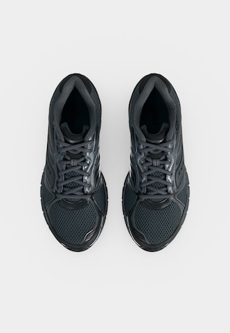 Baskets basses 'GRID LEGACY' saucony en gris