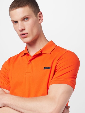 Calvin Klein - Camiseta en naranja