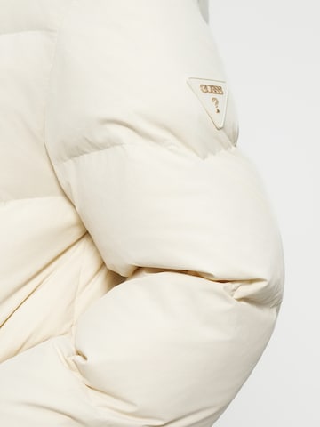 GUESS - Abrigo de invierno 'ELEONOR' en blanco