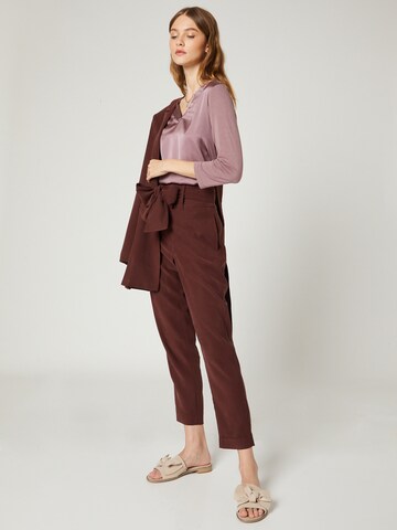 Guido Maria Kretschmer Women Tapered Trousers 'Lina' in Brown