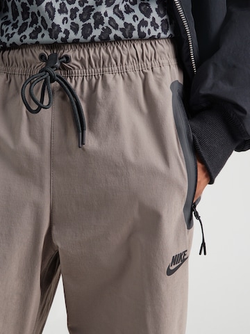 Nike Sportswear Конический (Tapered) Штаны в Серый