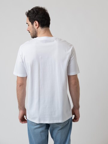 Bavarian Caps Shirt 'T-Shirt "Bierautomat" - weiß' in White