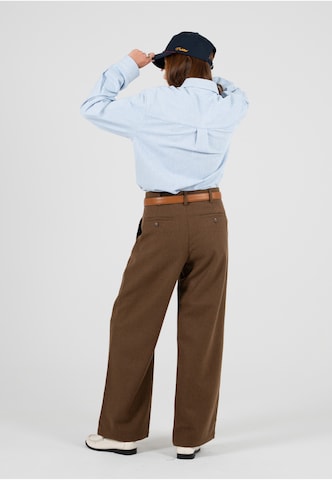 Wide leg Pantaloni con pieghe di Prohibited in marrone