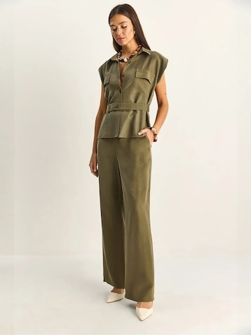 Completo pantalone di Bianco Lucci in verde