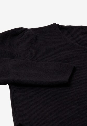 NAEMI Knit Cardigan in Black