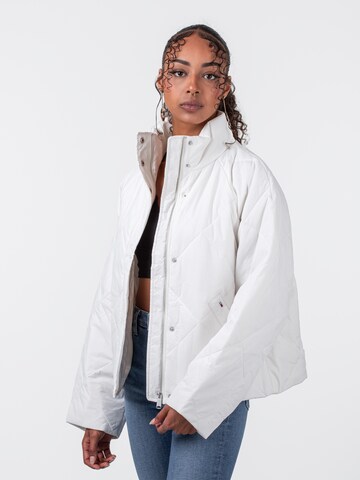 Tommy Jeans Jacke ' Diamond Quilt' in Weiß